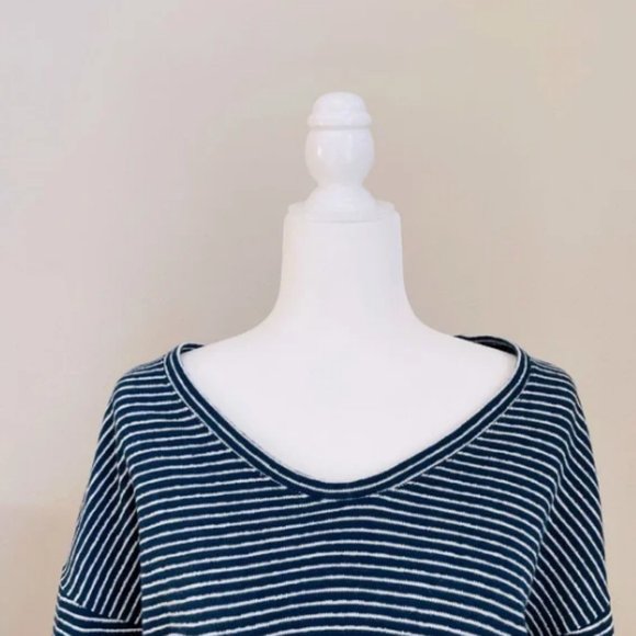 ✨ Madewell Navy Wild Ginger Striped Sweatshirt Bubble Sleeve Size Medium - Picture 2 of 6